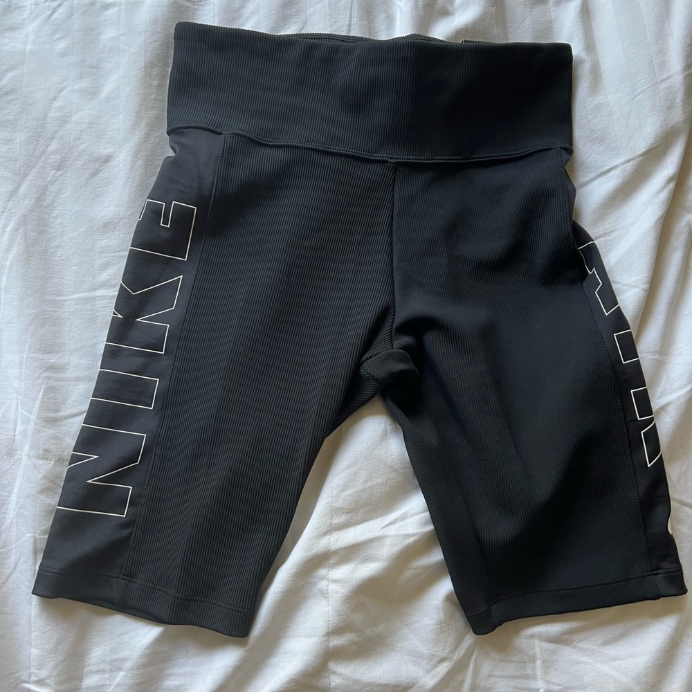 NWT Black Nike biker shorts
